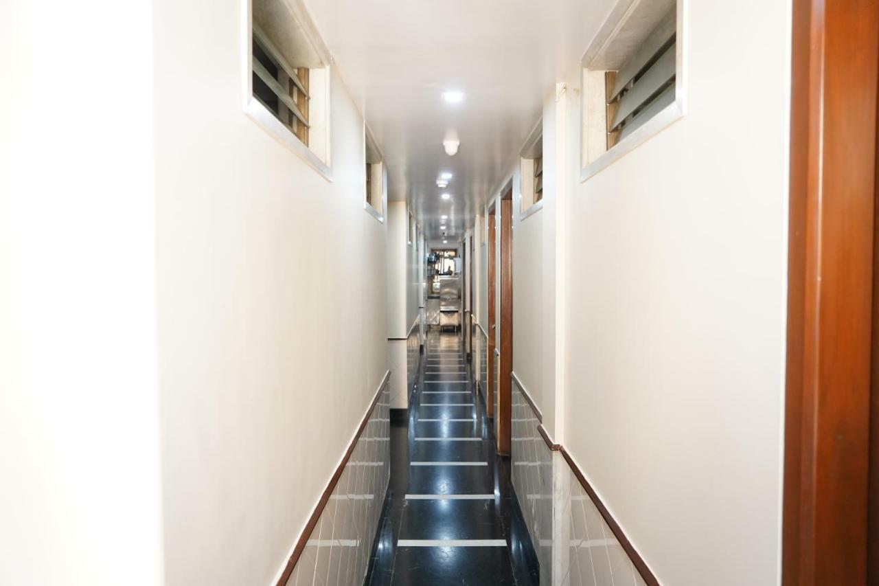 מלון מומביי Sharda Residency מראה חיצוני תמונה